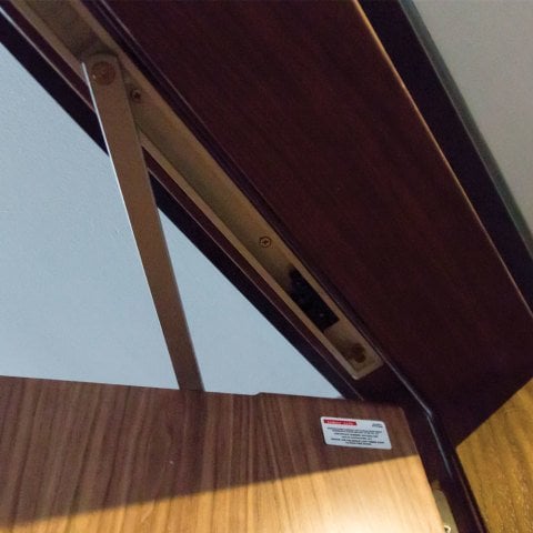 EI30-S G 31 dB Doğal Ceviz Yangına Dayanıklı Ahşap Kapı