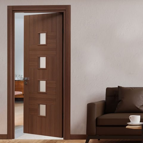 Effe Ceviz 11 Camlı Ahşap Kapı